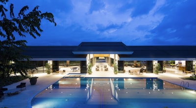 Hotel booking service